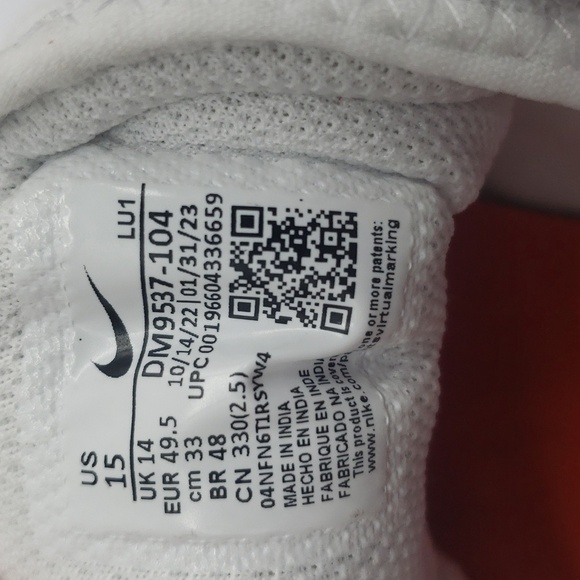 1157- Nike Air Max DM9537-104 Size 15 Men's - Picture 10 of 11